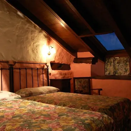 La Casona De Villanueva De Colombres *