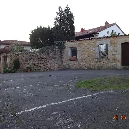 La Casona De Villanueva De Colombres