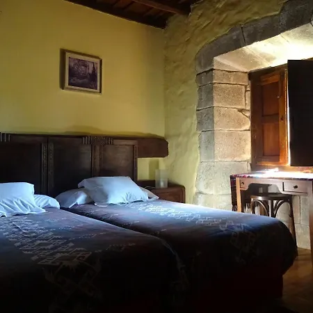 La Casona De Villanueva De Colombres 乡村民宿 *