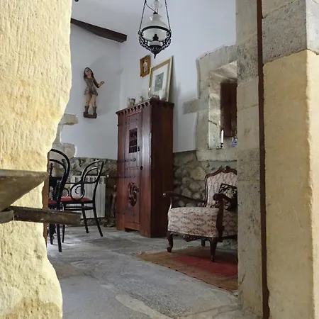 La Casona De Villanueva De Colombres Casa de Campo Villanueva (Asturias)