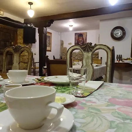 La Casona De Villanueva De Colombres 컨트리하우스 *