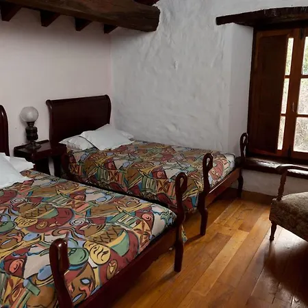 La Casona De Villanueva De Colombres * Villanueva (Asturias)