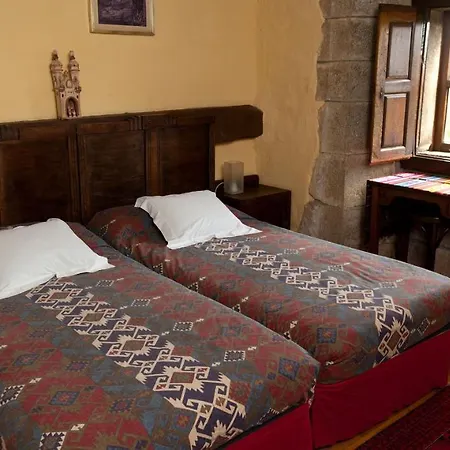 La Casona De Villanueva De Colombres * Villanueva (Asturias)